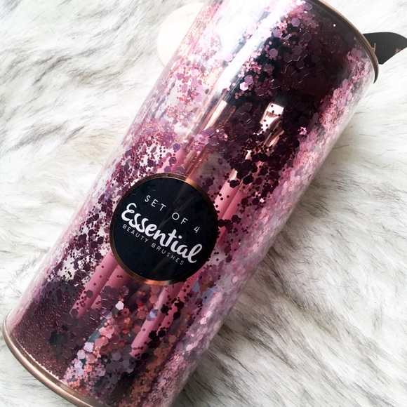 hp • the set of 4 essential beauty brushes - Picture 2 of 4